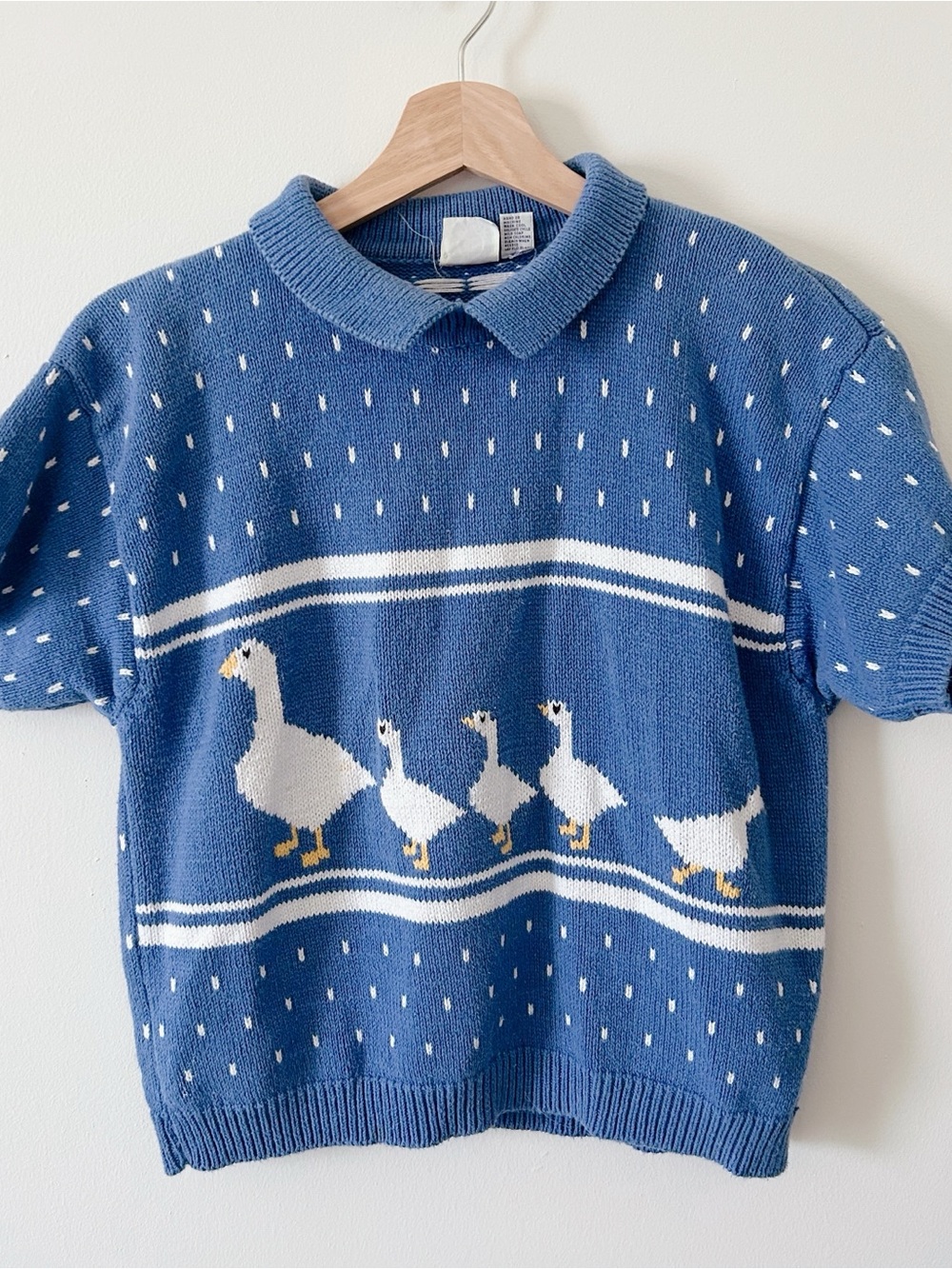 Vintage 100% Cotton Blue Short-Sleeve Knit Polo Top with Goose Motif